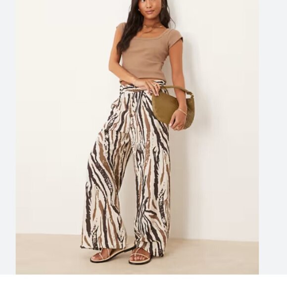 H&M Divided | Wide Leg Zebra Animal Print Pants | Brown &‎ White | Size Small - Picture 9 of 11